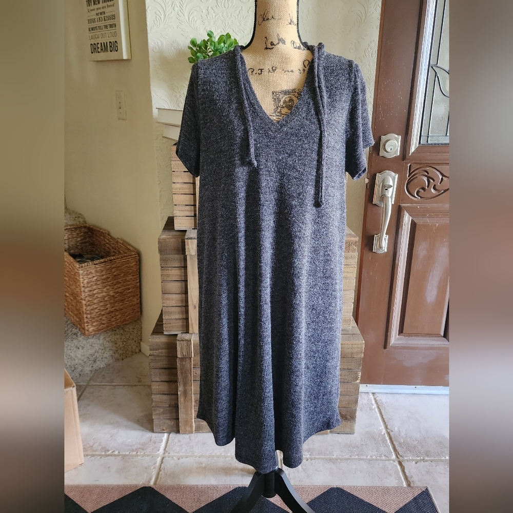 Torrid Gray Short Sleeve V-Neck Dress With Hood